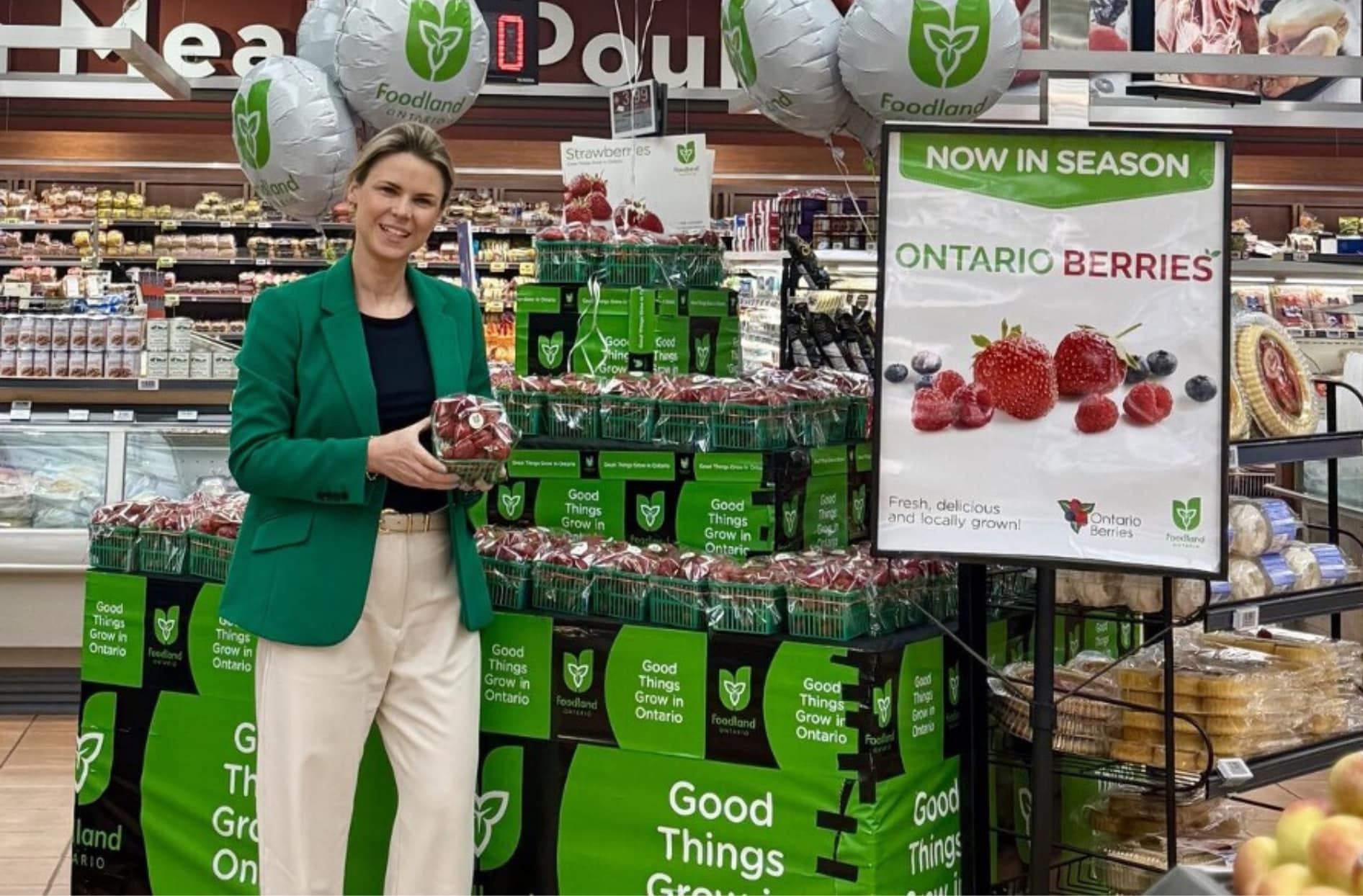 A photo of Danni smiling